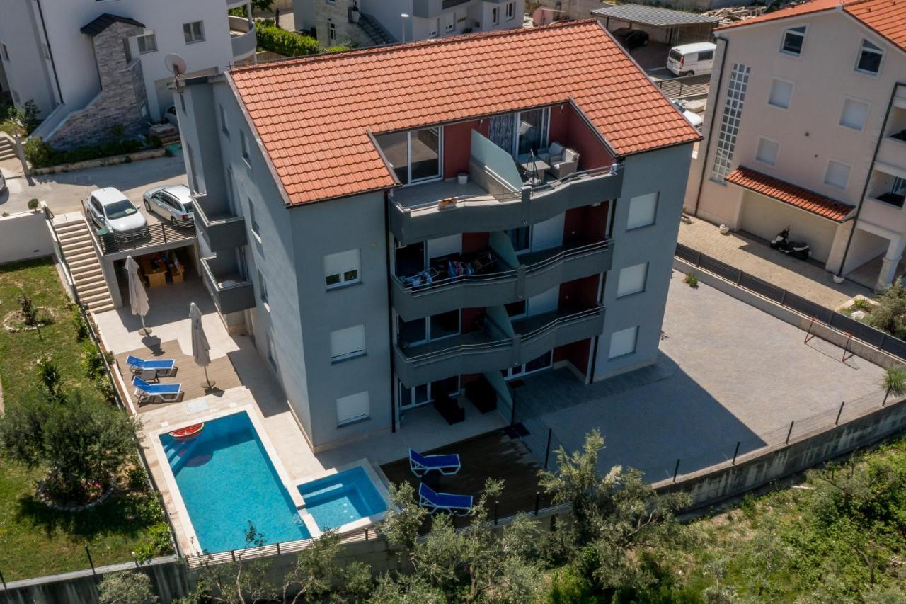 Apartments Karlo Podstrana Buitenkant foto