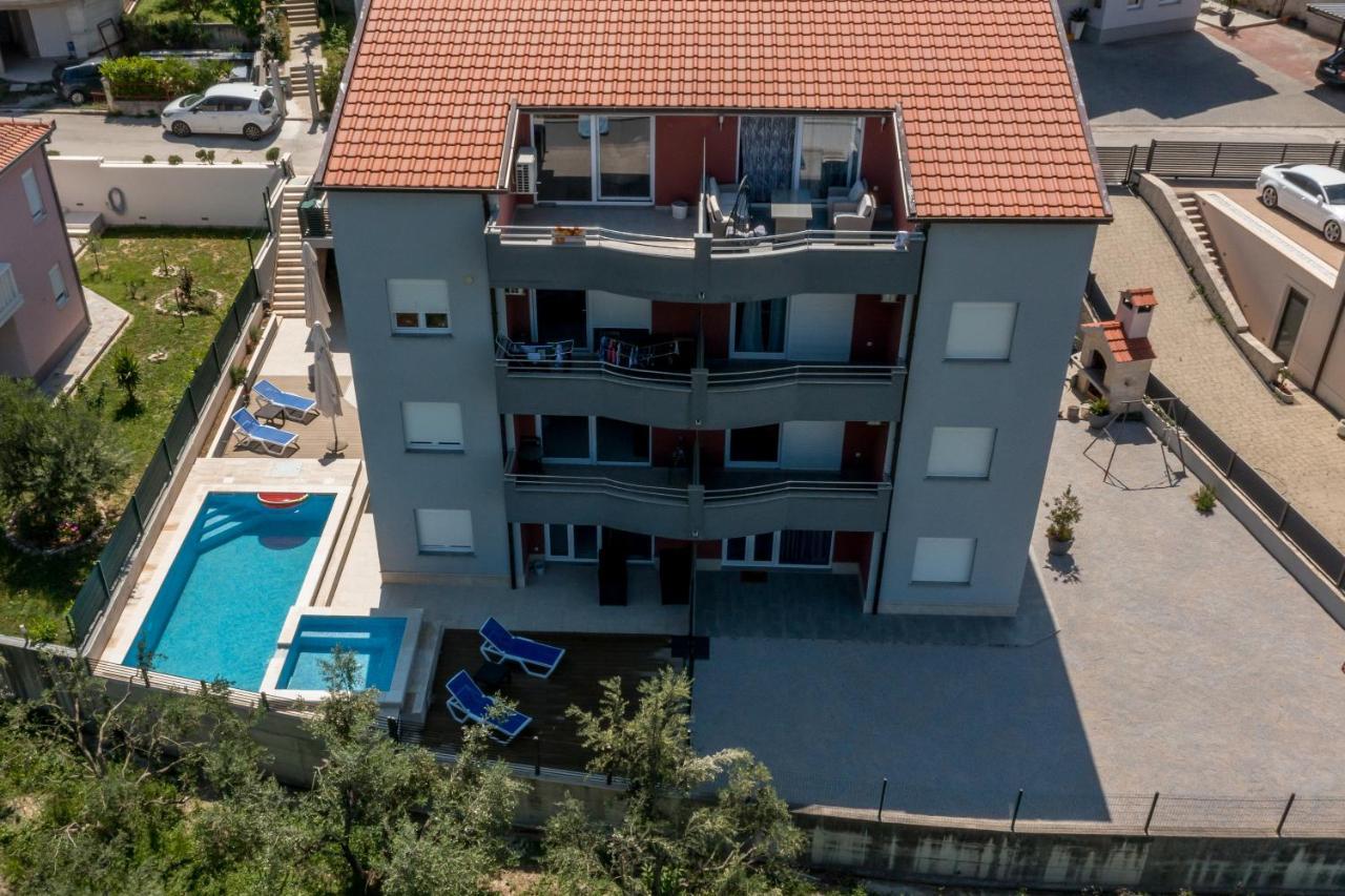 Apartments Karlo Podstrana Buitenkant foto